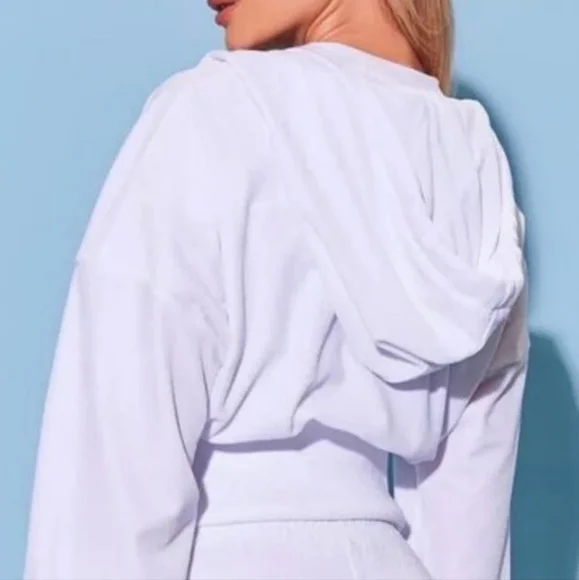 Forever 21 X Hello Kitty White Velour Cropped Hoodie with Rhinestones Rare - Picture 2 of 11